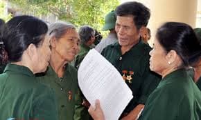 Chế độ chính sách đối với thanh niên xung phong miền Nam