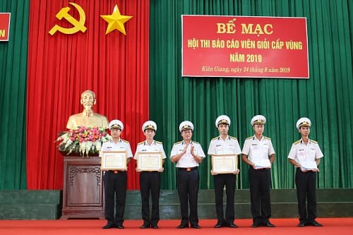 22 thí sinh Vùng 5 hoàn thành tốt nội dung thi báo cáo viên 2019