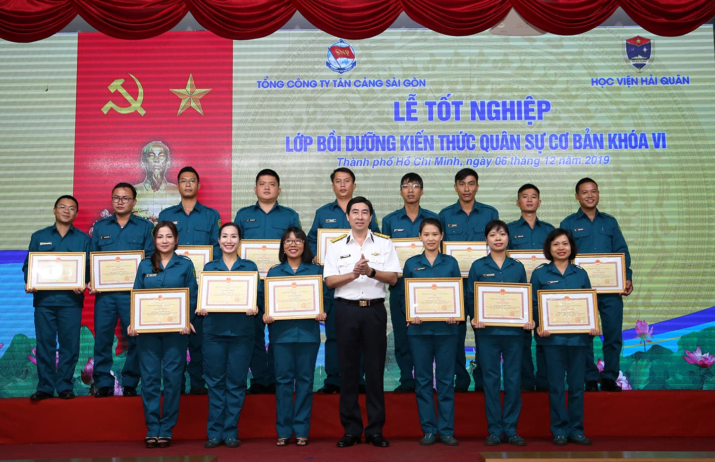 Lễ tốt nghiệp Khóa 6 bồi dưỡng kiến thức quân sự cơ bản