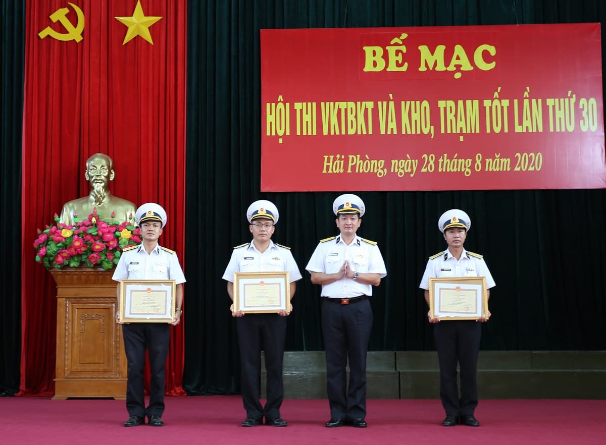 Lữ đoàn 679: Hội thi vũ khí, trang bị kỹ thuật và kho, trạm tốt lần thứ 30