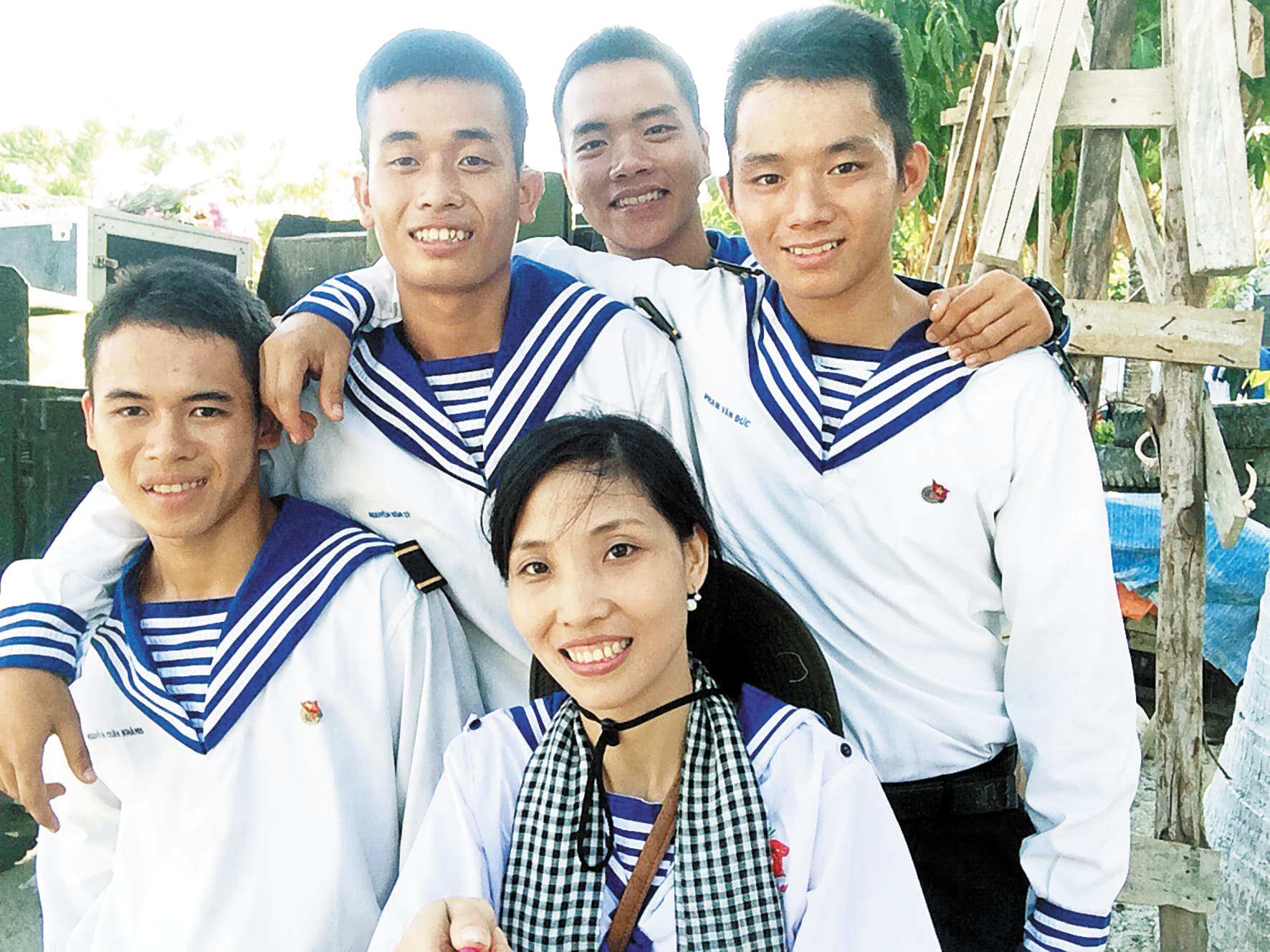 ‘‘Thư con gửi Trường Sa’’-tình yêu gửi tới những người lính biển