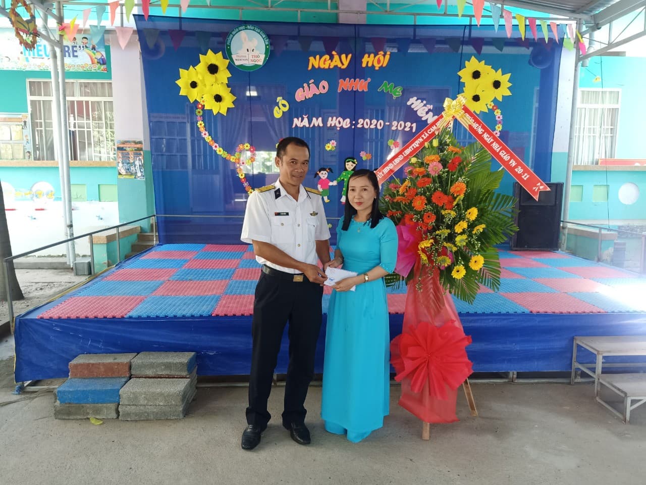 Lữ đoàn 101 chúc mừng ngày Nhà giáo Việt Nam