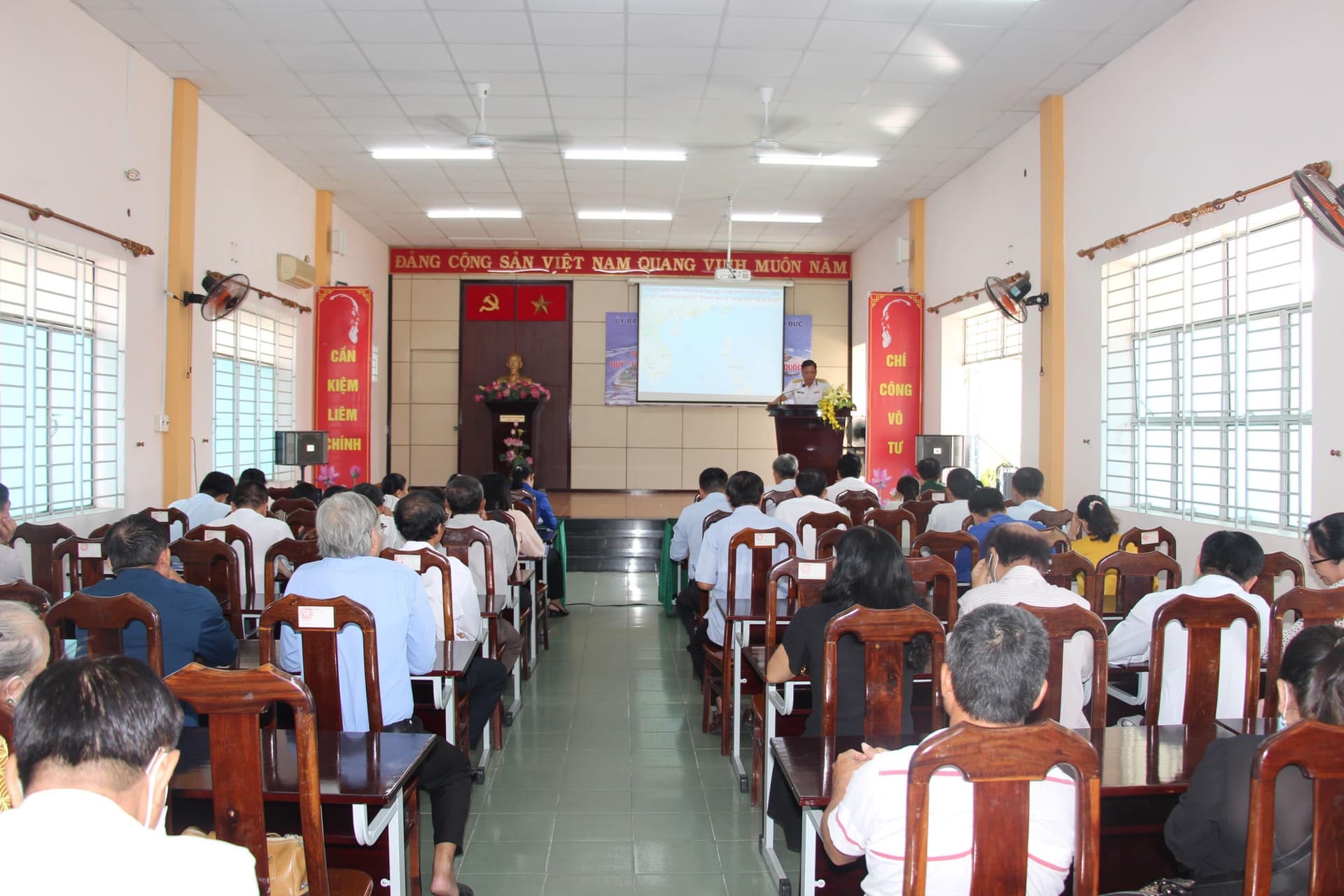 Lữ đoàn 125 thông tin về tình hình biển, đảo tại TP. Hồ Chí Minh