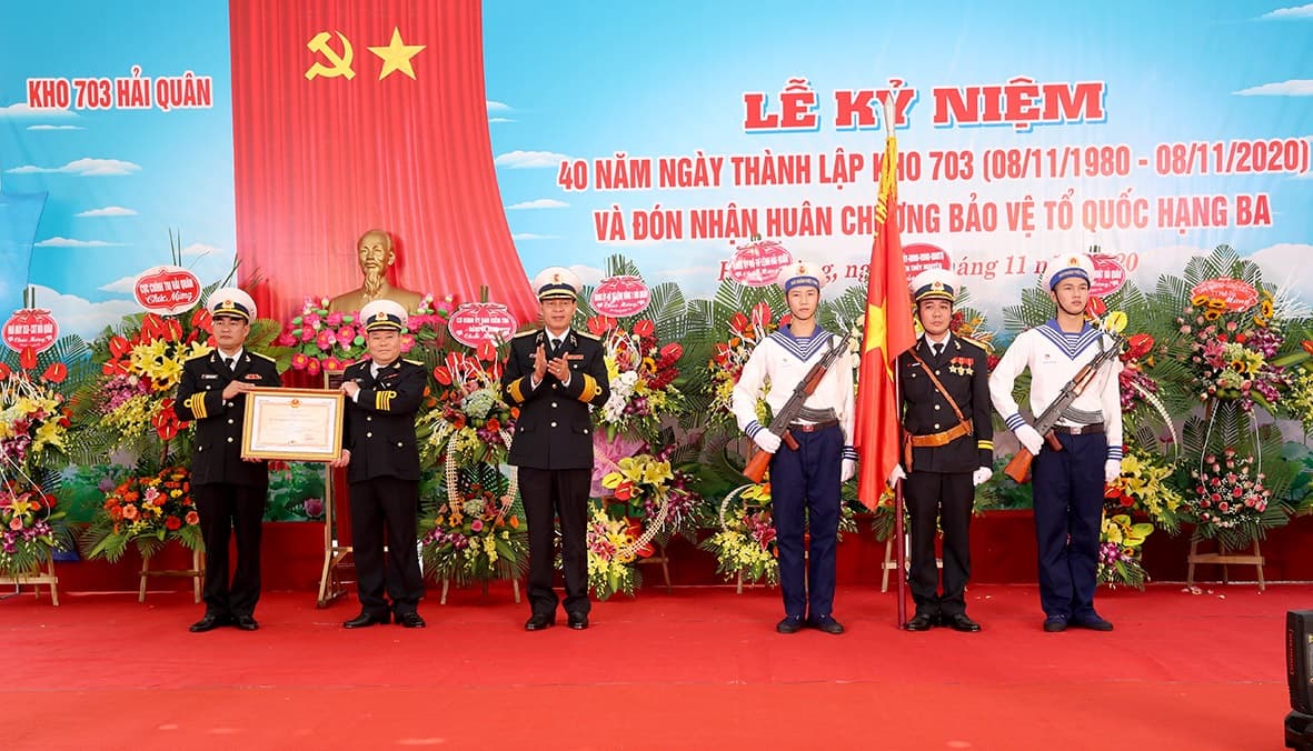 Kho 703, Vùng 1: Đón nhận Huân chương Bảo vệ Tổ quốc hạng Ba