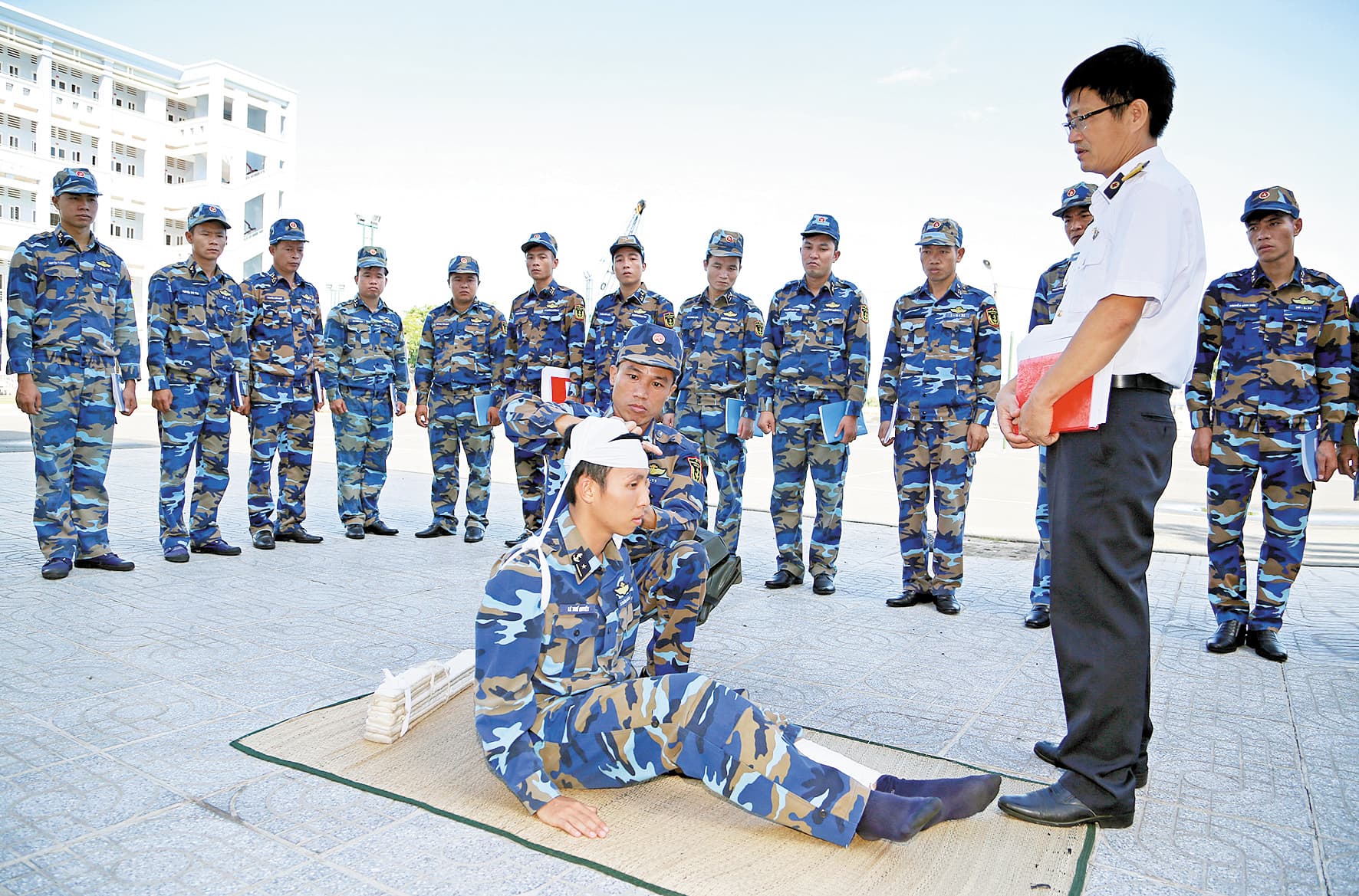 Những chiến sĩ quân y “không chuyên trách”
