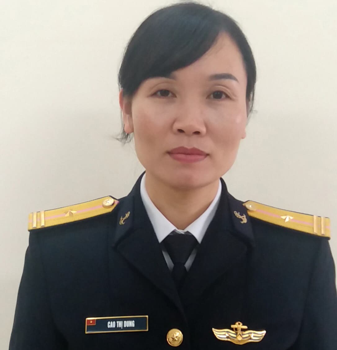Nữ quân nhân nghiệp vụ tiêu biểu