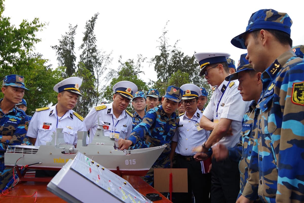 Lữ đoàn 162, Vùng 4 Hải quân: 92 mô hình, phần mềm mô phỏng, phim huấn luyện tham gia hội thi