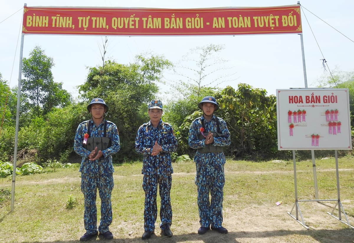 Lữ đoàn Công binh 83 Hải quân: 300 chiến sĩ mới được kiểm tra 3 tiếng nổ
