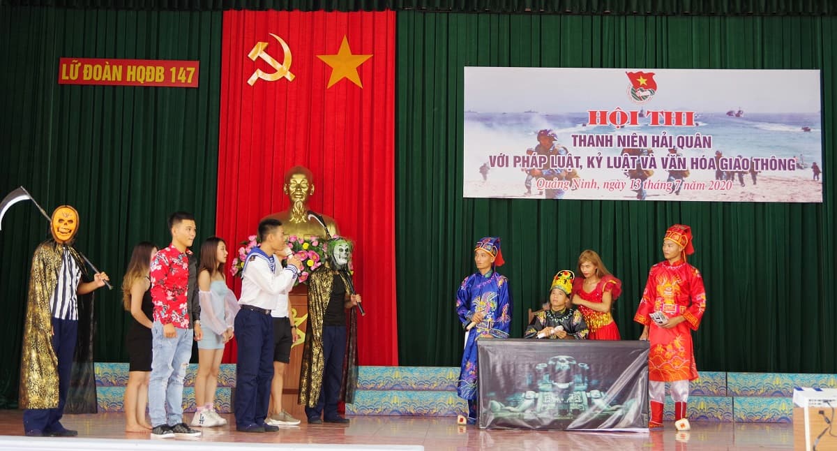 “Thanh niên Hải quân với pháp luật, kỷ luật và văn hoá giao thông”