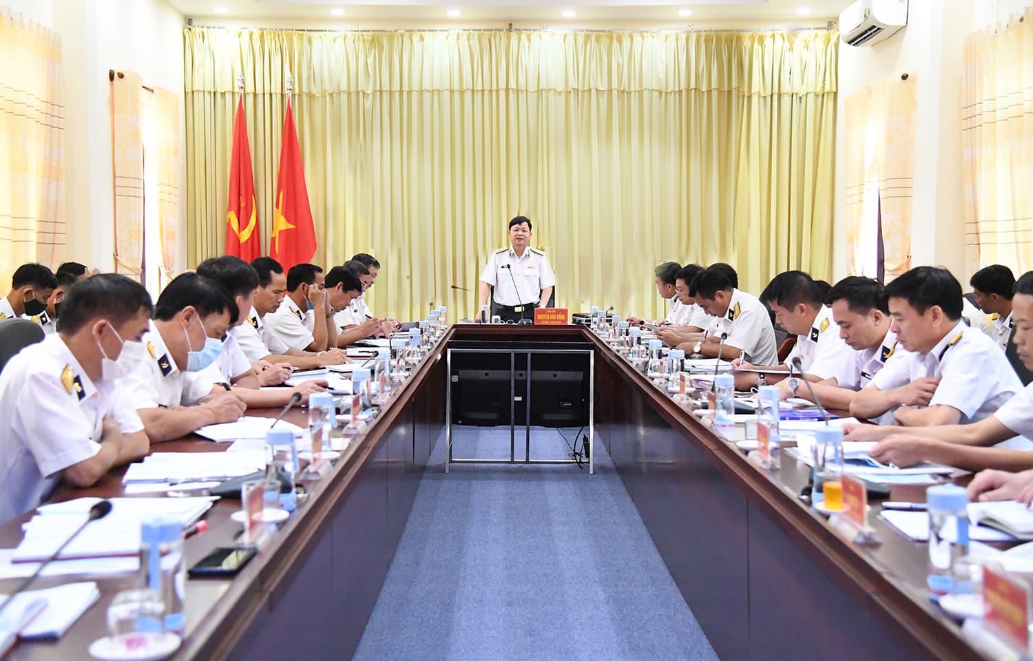 Chính ủy Hải quân nắm tình hình tại Vùng 5