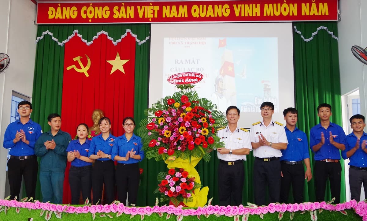 Ra mắt Câu lạc bộ “Chúng tôi yêu biển, đảo của Tổ quốc” tại Bình Dương