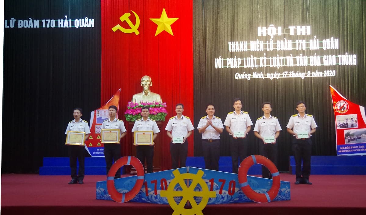 Hội thi “Thanh niên Lữ đoàn 170 Hải quân với pháp luật, kỷ luật và văn hoá giao thông”