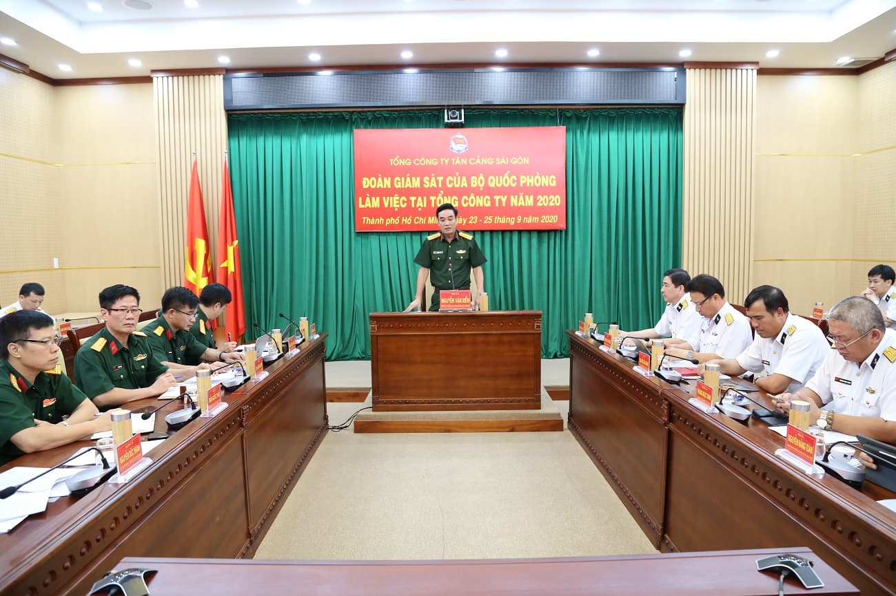 Đoàn giám sát của Bộ Quốc phòng làm việc tại Tổng công ty Tân cảng Sài Gòn