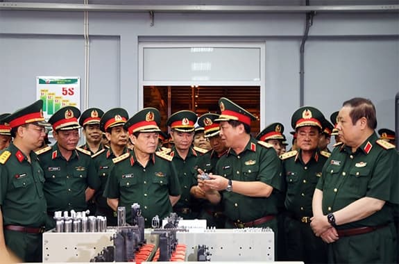 Tăng cường lãnh đạo, chỉ đạo xây dựng quân đội vững mạnh, hoàn thành thắng lợi nhiệm vụ quân sự, quốc phòng trong tình hình mới