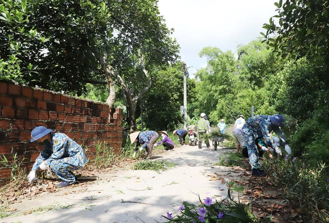 Tiểu đoàn 151 thực hiện “Ngày thứ Bảy tình nguyện” và “Ngày Chủ nhật xanh”