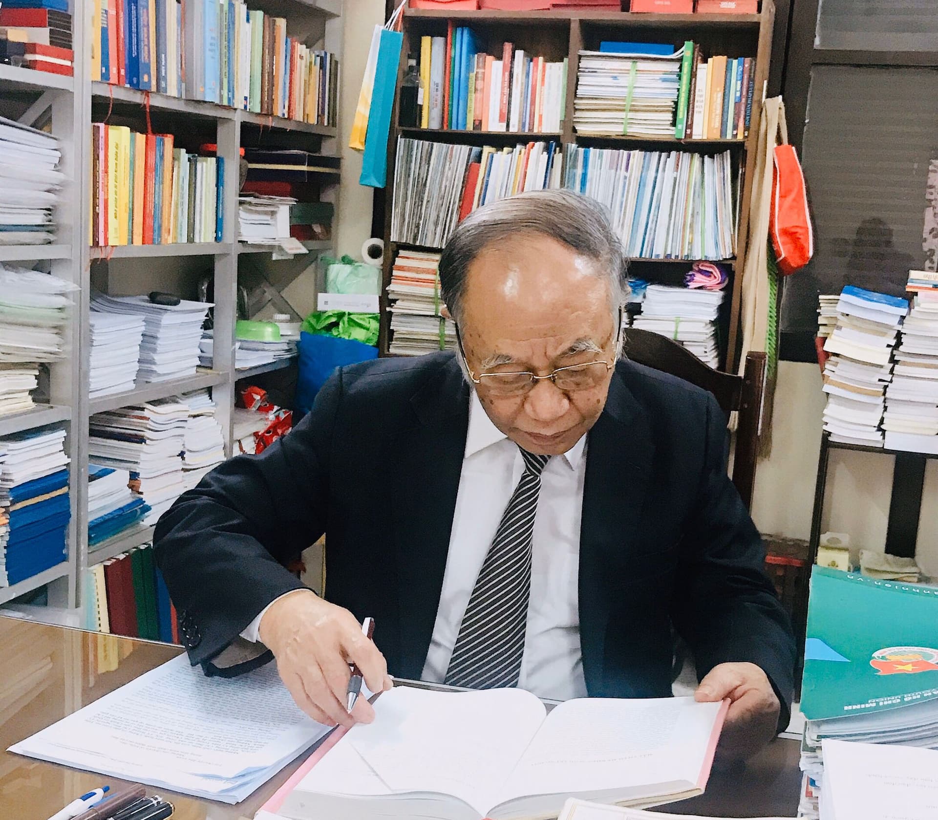 Trò chuyện đầu xuân: Những câu chuyện về biển, đảo mang tầm nhìn chiến lược thiên tài của Bác Hồ