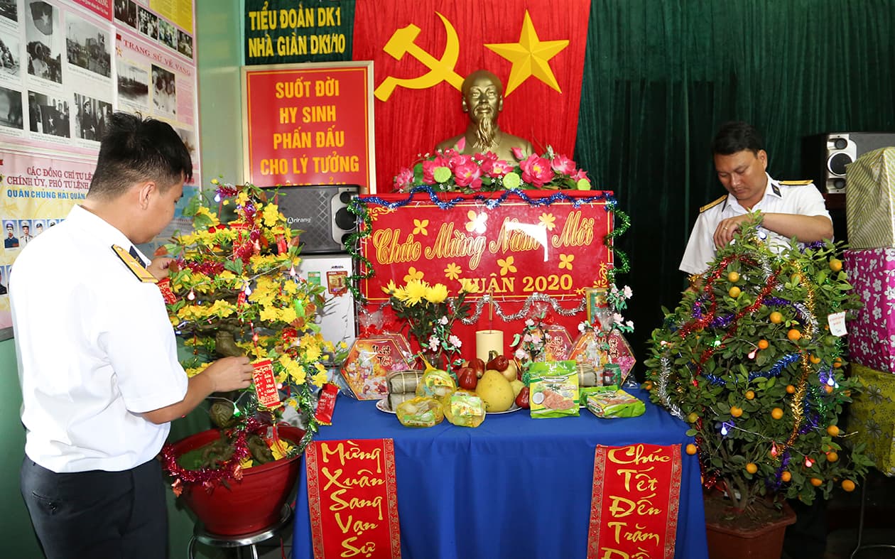 Tết sớm ở Nhà giàn DK1