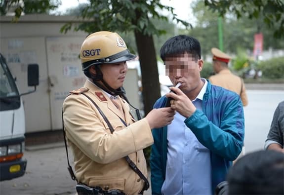 Tăng cường thiết chế an toàn giao thông
