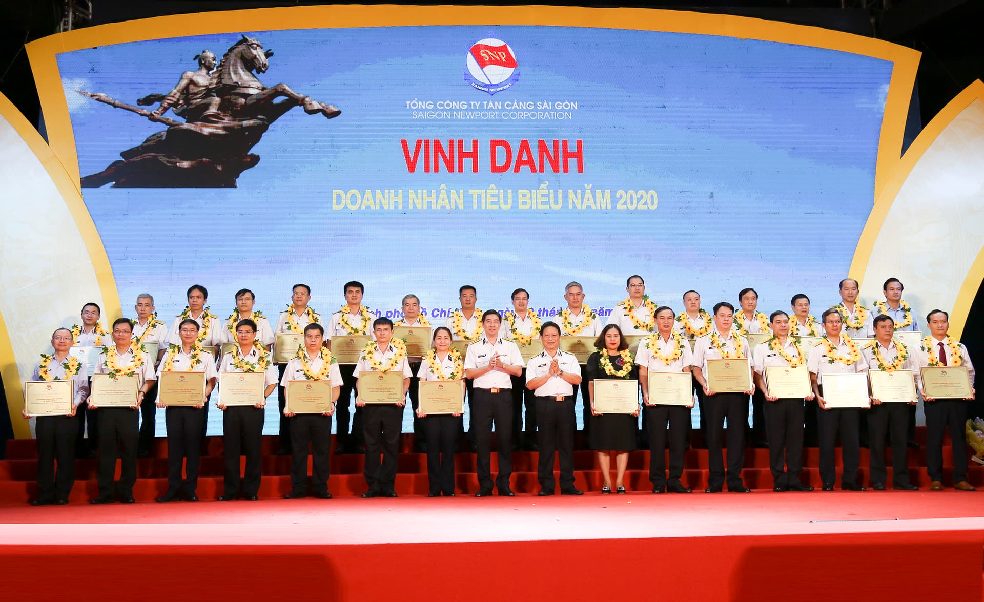 Tổng công ty Tân cảng Sài Gòn: Vinh danh 31 doanh nhân tiêu biểu