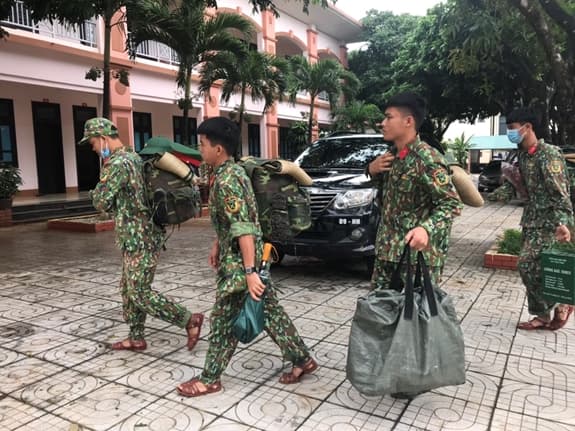 Khắc phục vụ sạt lở núi tại Đoàn Kinh tế-Quốc phòng 337, Quân khu 4: Khẩn trương thông đường, đưa lực lượng vào ứng cứu