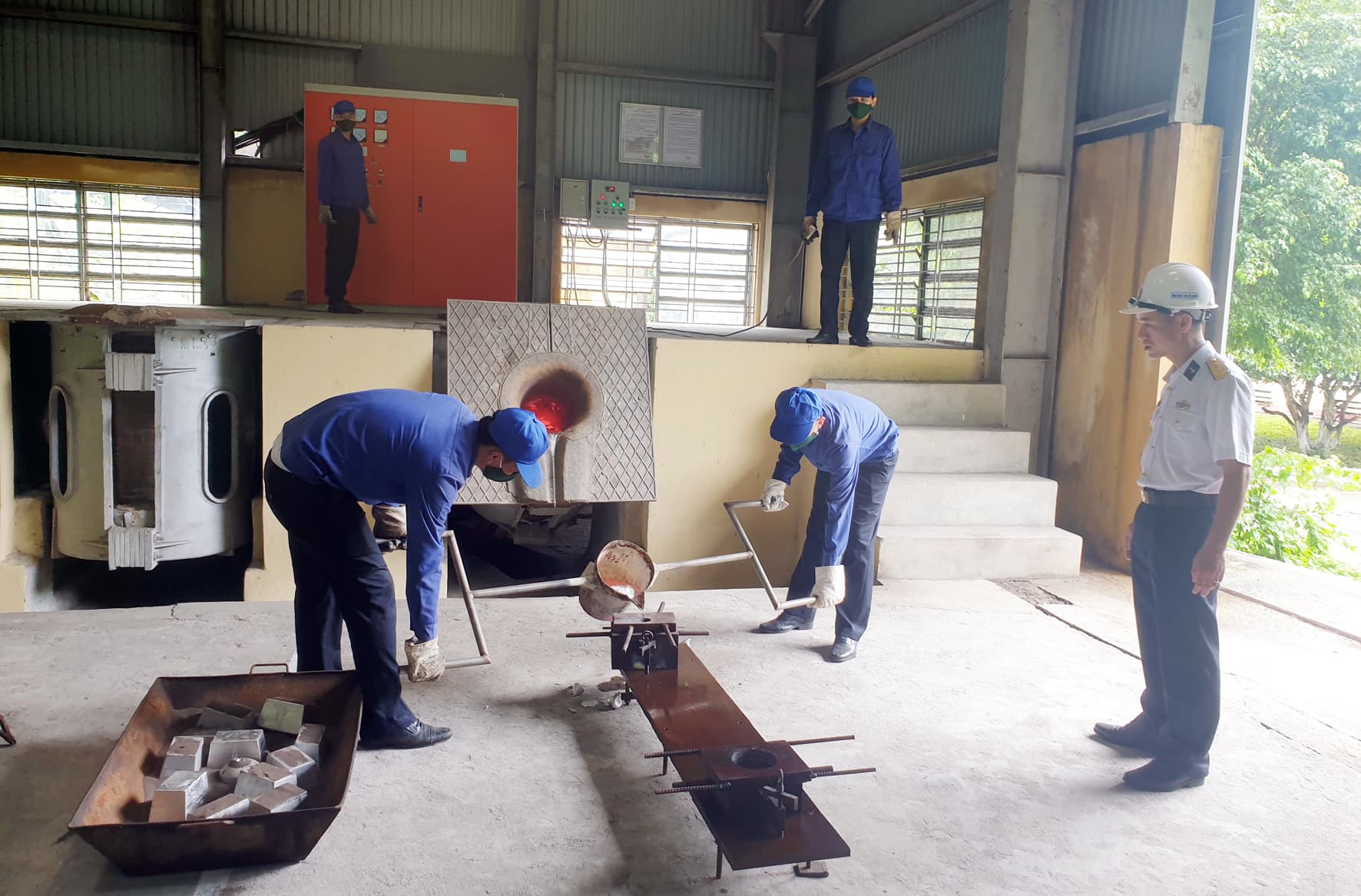 Áp dụng sáng kiến cải tiến kỹ thuật vào sản xuất ở Nhà máy X48