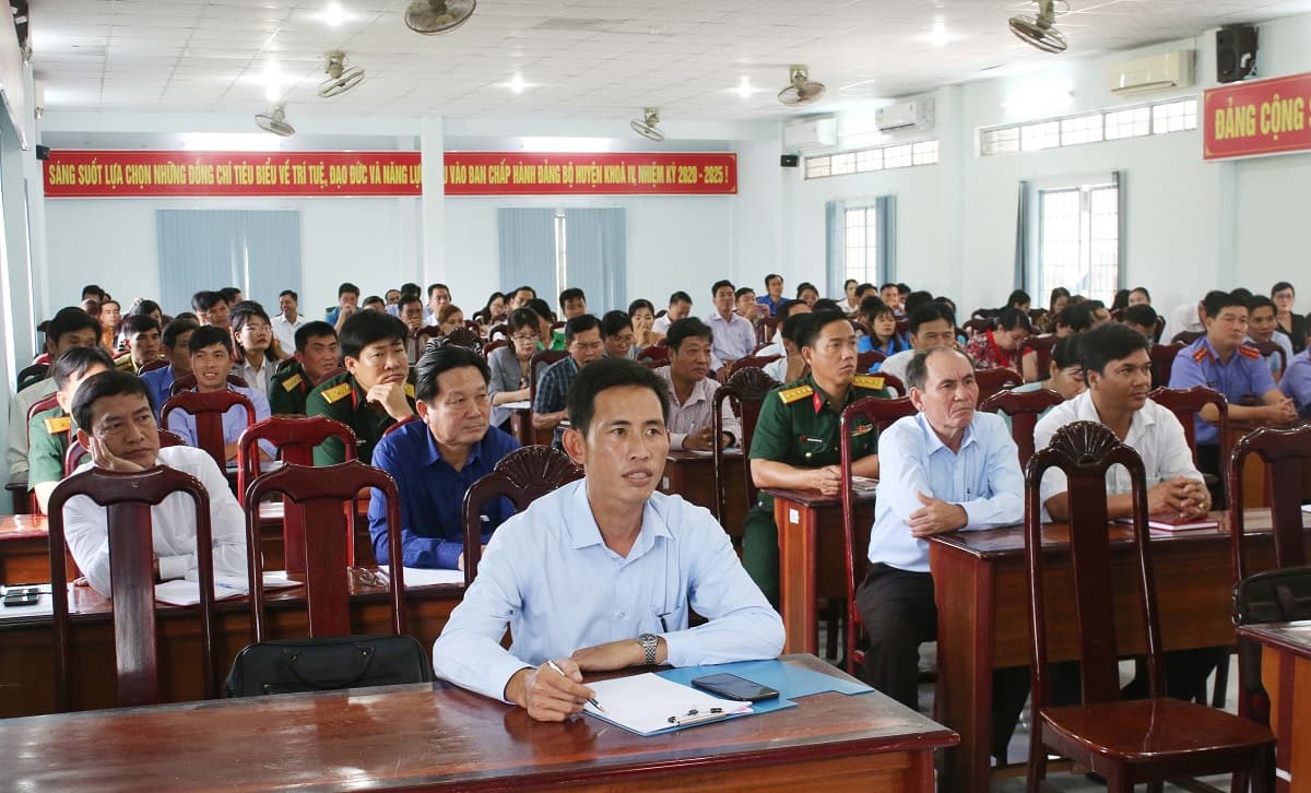 Vùng 5: Tuyên truyền biển, đảo và thu hút nguồn nhân lực tại tỉnh Kiên Giang