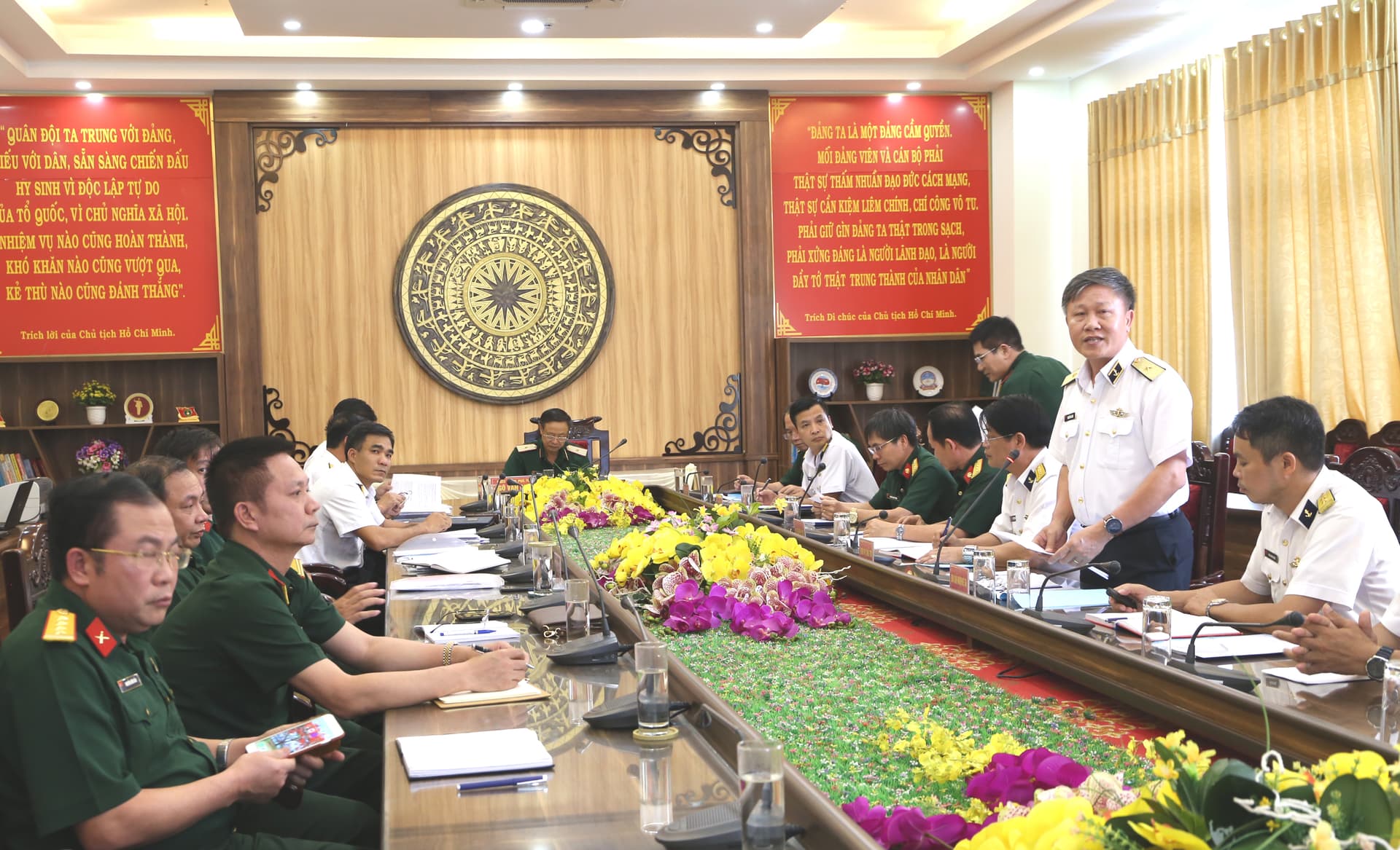 Xét duyệt thuyết minh đề tài khoa học cấp Bộ Quốc phòng