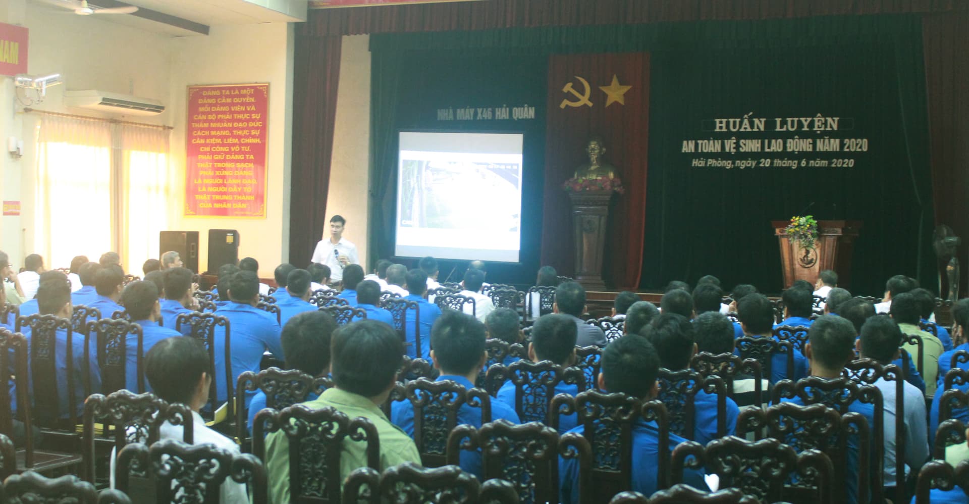 Nhà máy X46 tổ chức huấn luyện an toàn-vệ sinh lao động năm 2020