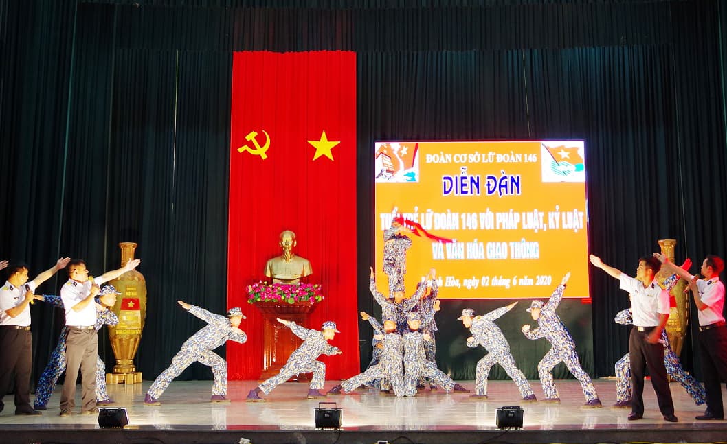 Diễn đàn “Tuổi trẻ Lữ đoàn 146 với pháp luật, kỷ luật và văn hóa giao thông”