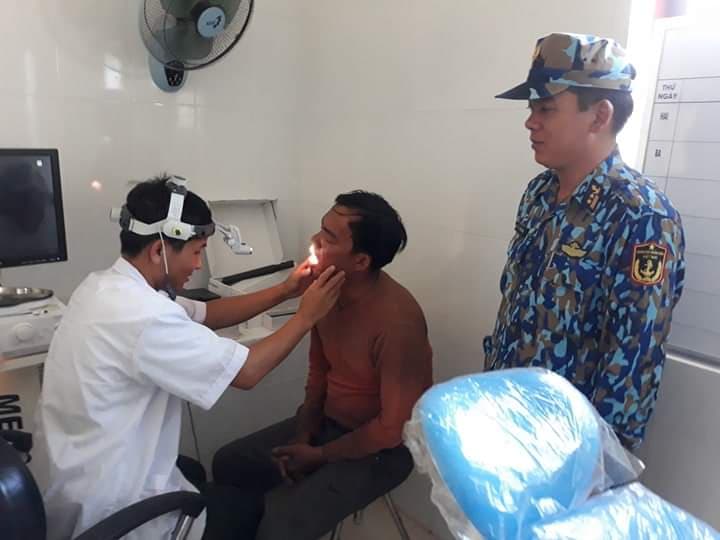 Trung tâm Y tế và Âu tàu Trường Sa: Kịp thời cấp cứu ngư dân bị vỡ động mạch