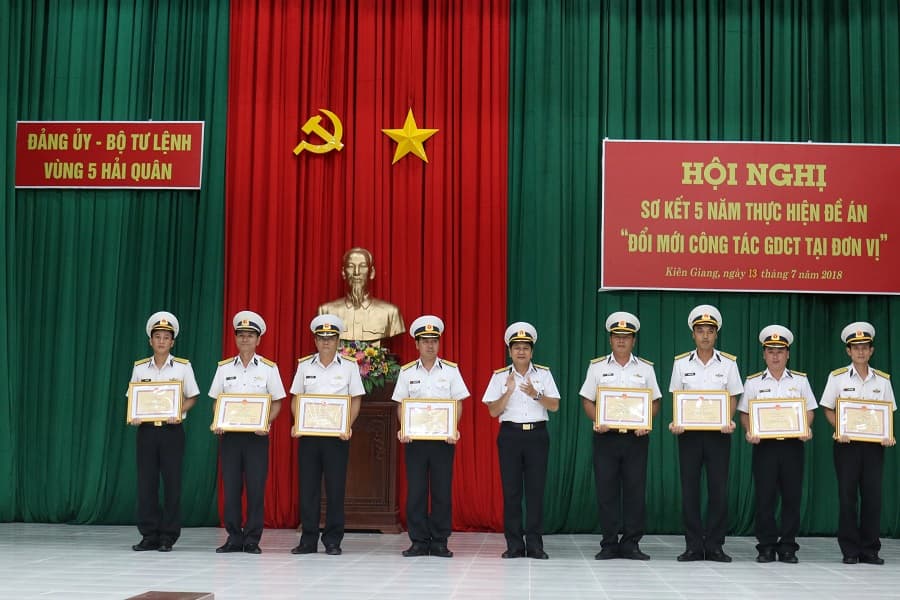 Vùng 5 Hải quân sơ kết 5 năm thực hiện Đề án “Đổi mới công tác giáo dục chính trị tại đơn vị trong giai đoạn mới”