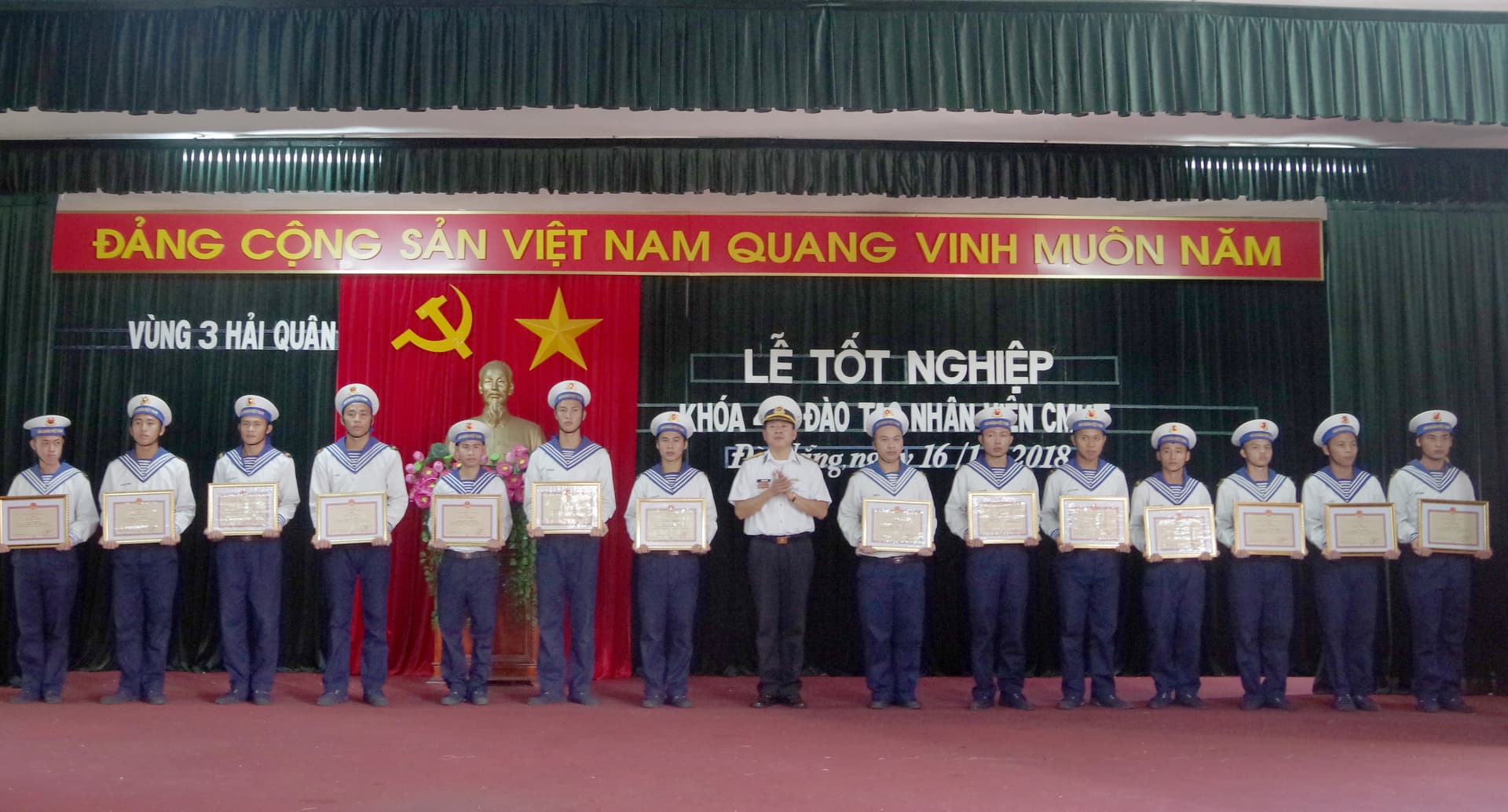 Vùng 3 Hải quân: Tổ chức lễ tốt nghiệp Khóa 44 đào tạo nhân viên chuyên môn kỹ thuật