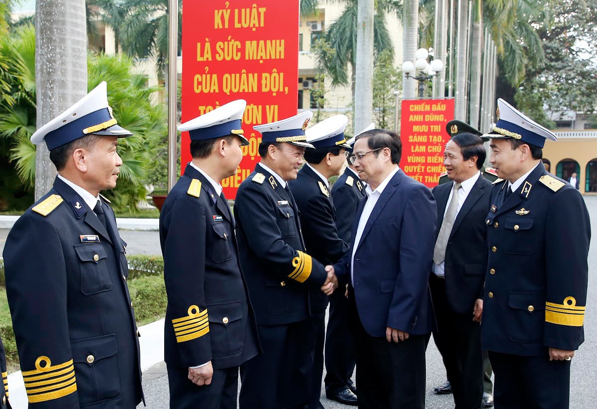 Trưởng ban Tổ chức Trung ương thăm và chúc Tết Quân chủng Hải quân