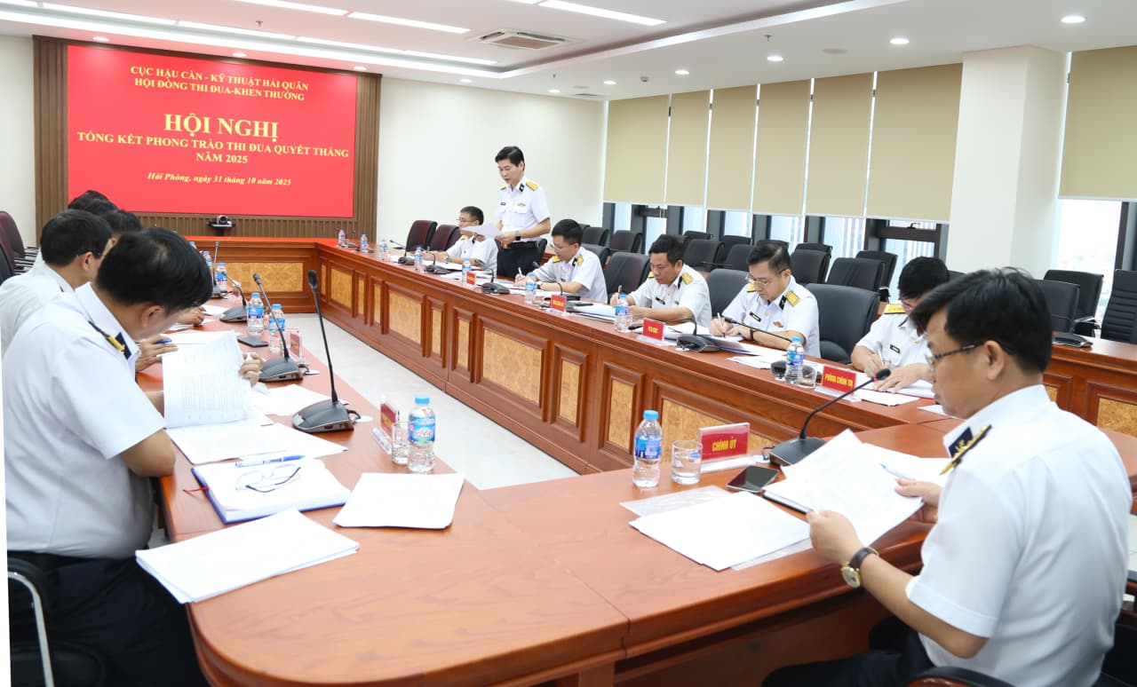 Cục Hậu cần-Kỹ thuật Hải quân tổng kết phong trào thi đua quyết thắng và công tác khen thưởng năm 2025