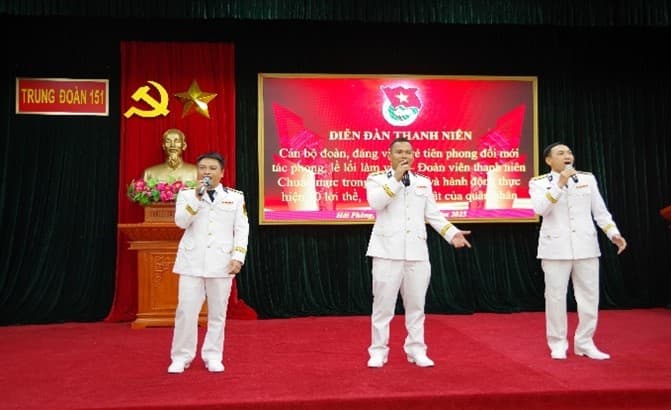 Tuổi trẻ Trung đoàn 151 tổ chức diễn đàn thanh niên