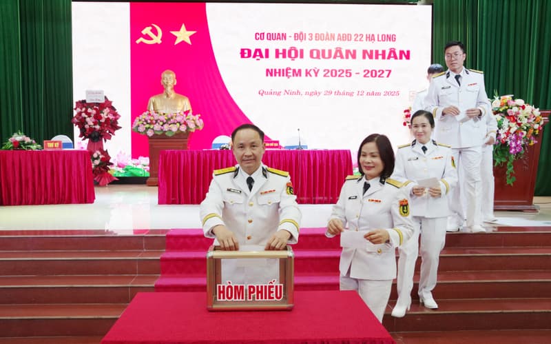 Đoàn An điều dưỡng 22 Hạ Long chỉ đạo đại hội quân nhân làm trước