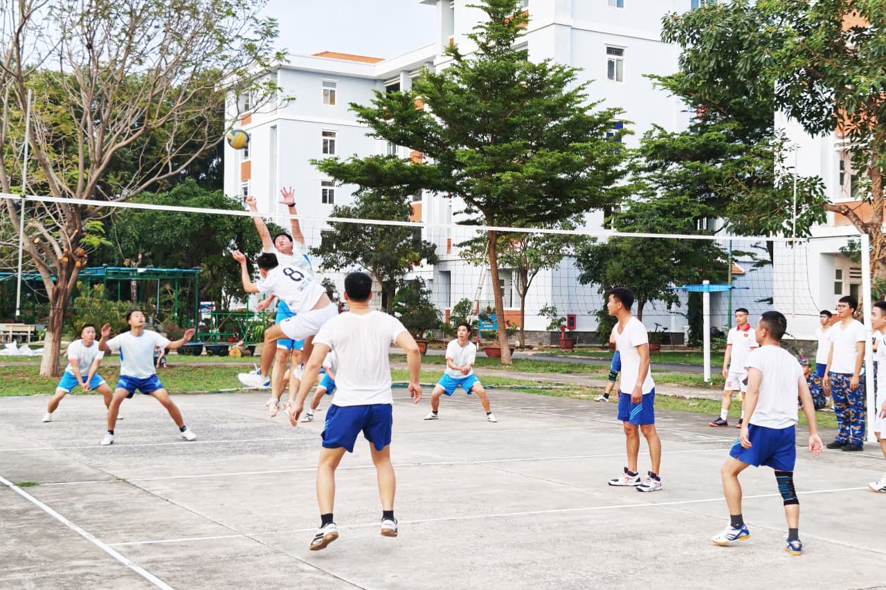 Lữ đoàn 162 tổ chức các hoạt động chào mừng ngày 22/12