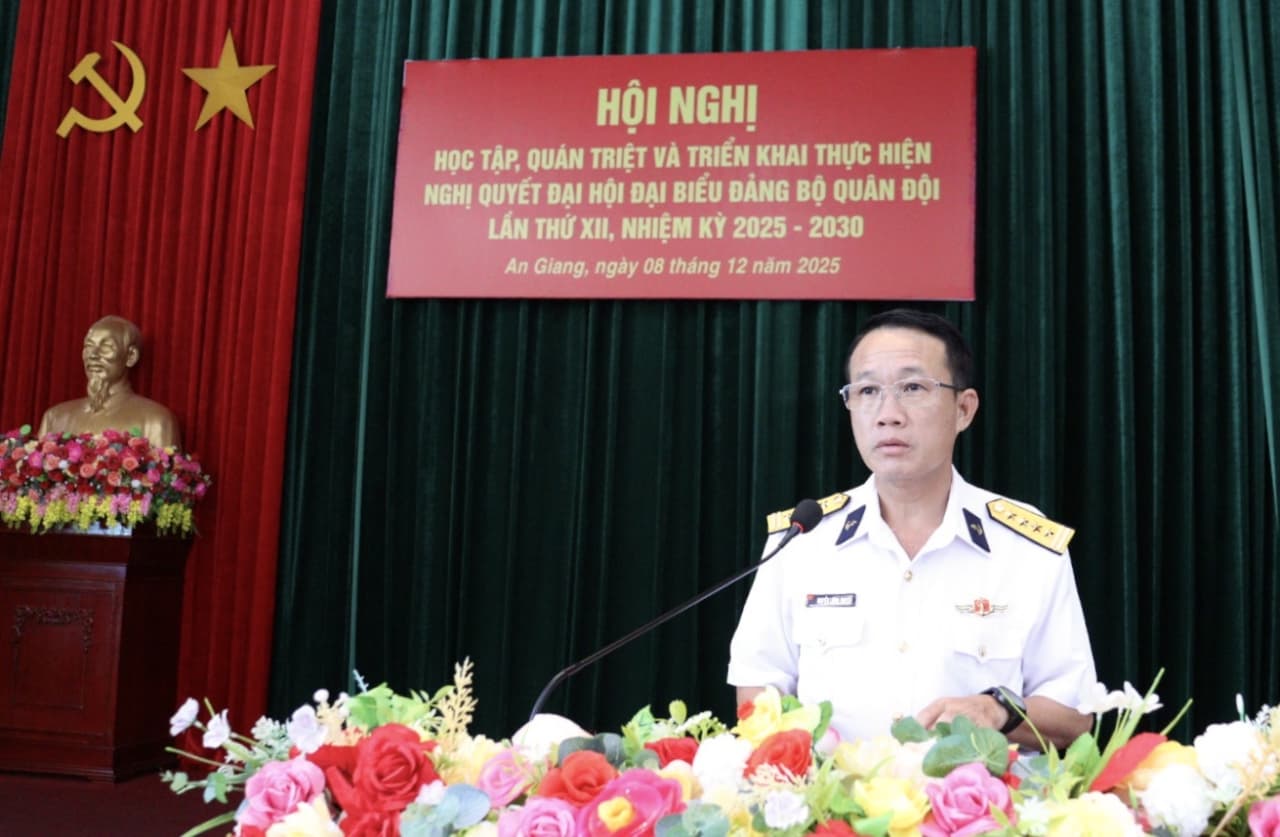 Lữ đoàn 127 quán triệt, triển khai nghị quyết Đại hội Đảng bộ Quân đội