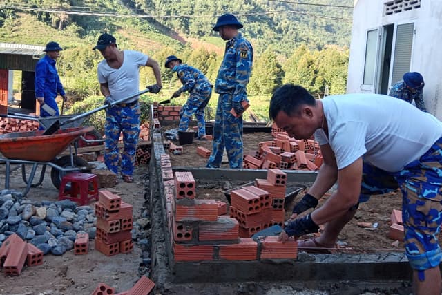 Cán bộ, chiến sĩ Lữ đoàn 162 quyết tâm thực hiện thắng lợi “Chiến dịch Quang Trung”