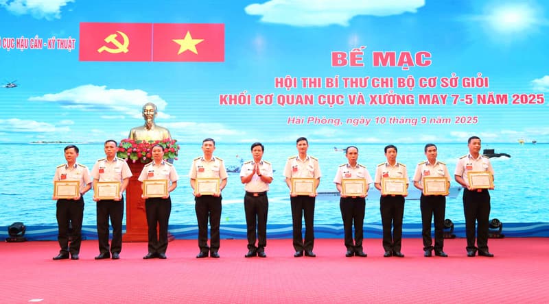 Khối cơ quan Cục Hậu cần-Kỹ thuật Hải quân: Bế mạc Hội thi bí thư chi bộ cơ sở giỏi
