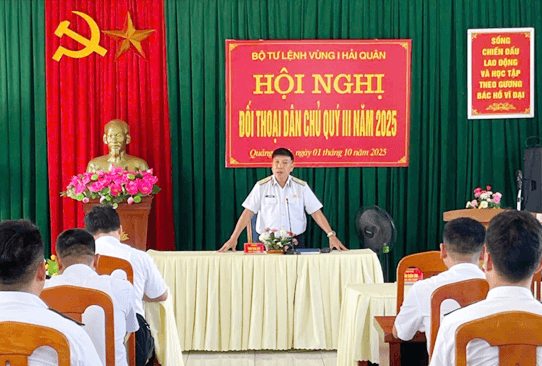 Bộ Tư lệnh Vùng 1 đối thoại dân chủ với cán bộ, chiến sĩ các đơn vị