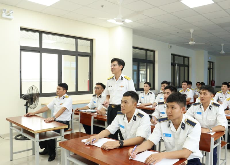 Học viện Hải quân: Hội nghị truyền thụ kinh nghiệm chiến đấu