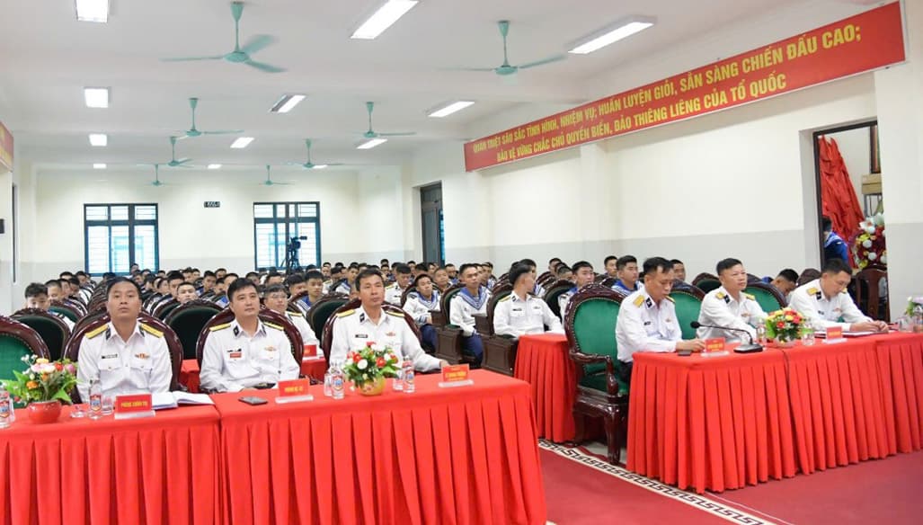 Lữ đoàn 169 gặp mặt giao nhiệm vụ cho quân nhân về công tác tại đơn vị