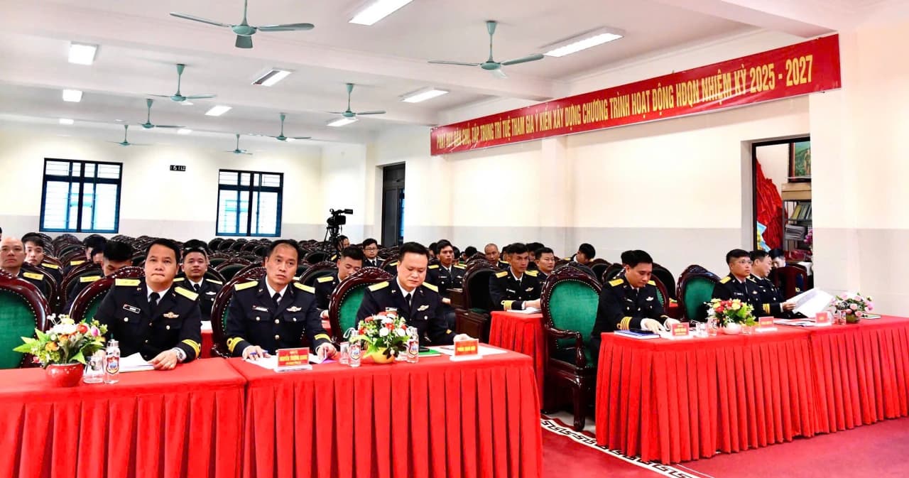 Lữ đoàn 169 bồi dưỡng kiến thức dân tộc năm 2025