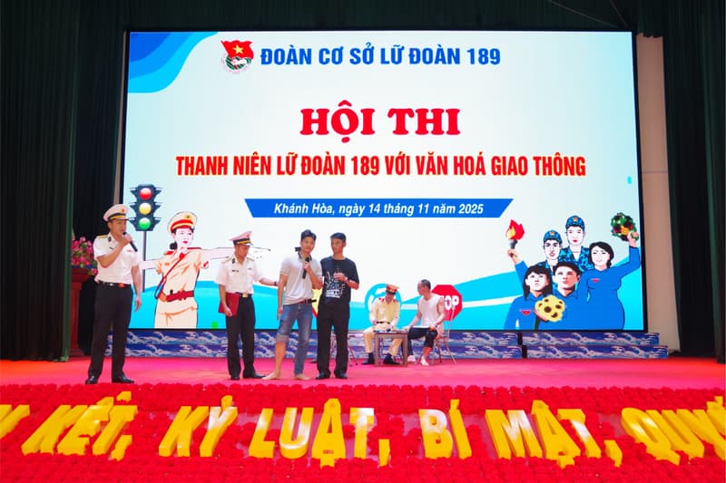 Hội thi: Thanh niên Lữ đoàn 189 với văn hóa giao thông