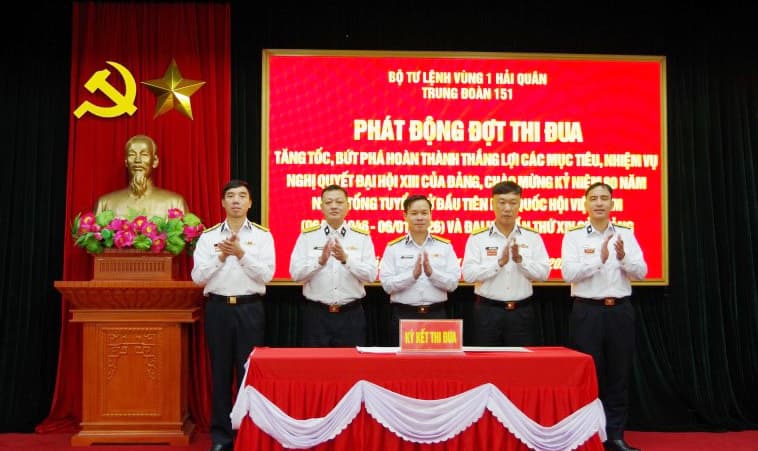 Trung đoàn 151 phát động đợt thi đua tăng tốc, bứt phá