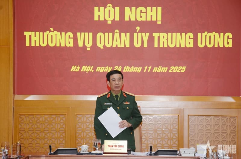 Đại tướng Phan Văn Giang chủ trì Hội nghị Thường vụ Quân ủy Trung ương
