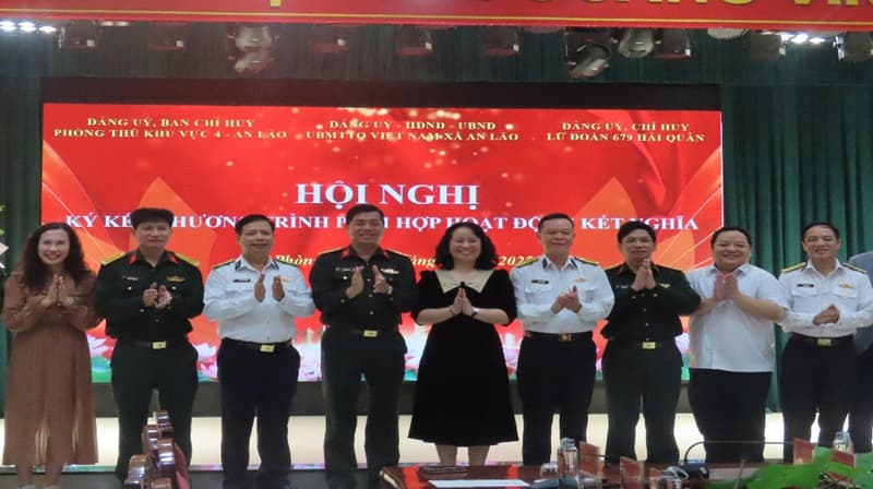 Ký kết chương trình hoạt động kết nghĩa giữa Lữ đoàn 679 với xã An Lão