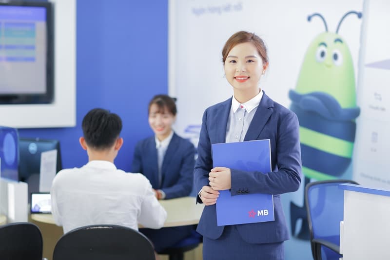 MB là ngân hàng đầu tiên tặng Bảo hiểm Corona cho chủ thẻ tín dụng mới