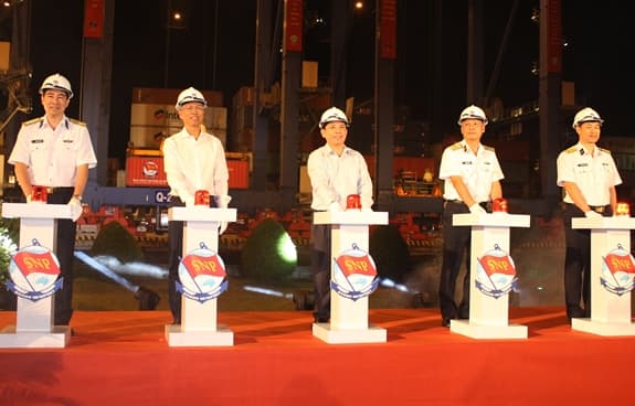 Tổng công ty Tân cảng Sài Gòn: Phát lệnh làm hàng đầu năm mới